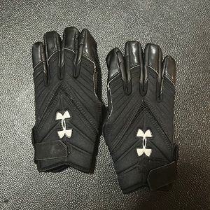 Under armour youth medium football gloves